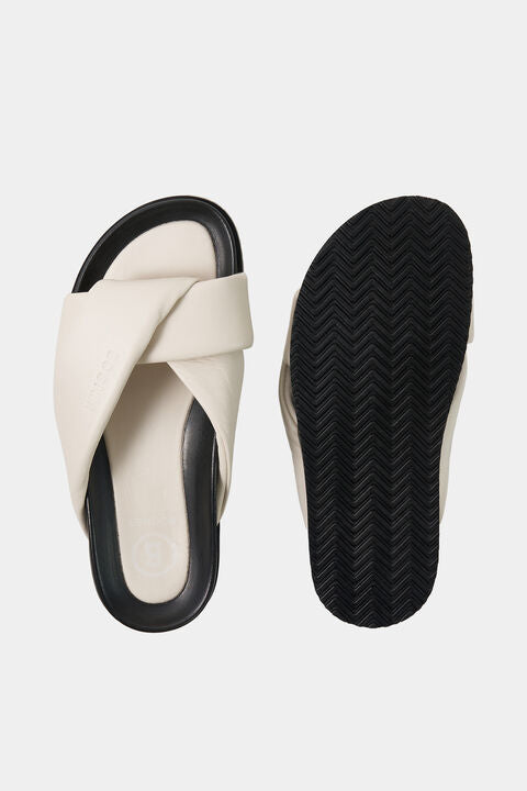 Sirolo Sandals In Cream/Black