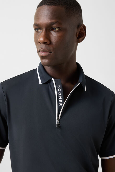 Cody Functional Short-Sleeved Top In Black