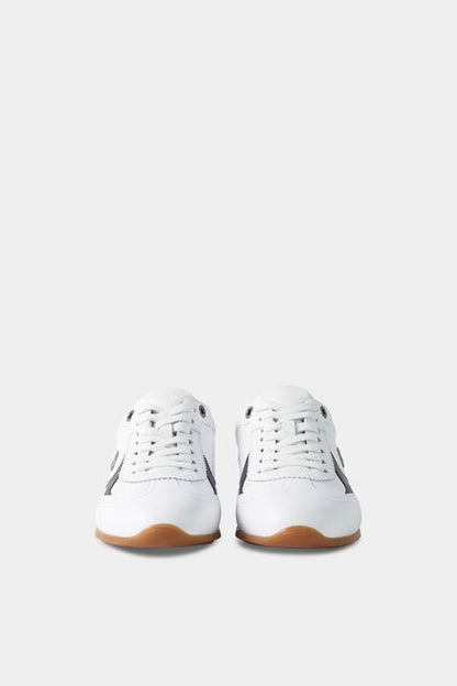Monza Trainers In White/Navy Blue