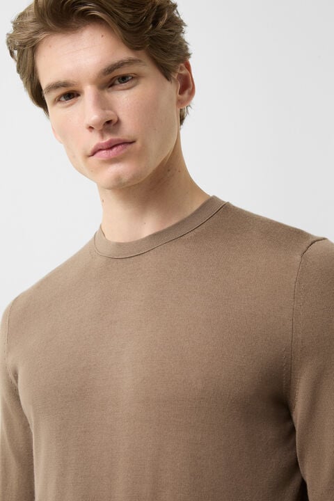 Jumper Ole In Mud