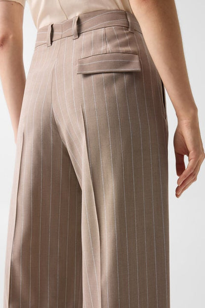 Joya Virgin Wool Trousers In Camel
