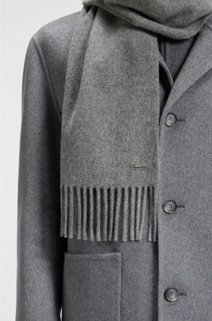 CASHMERE SCARF WITH TWISTED FRINGES